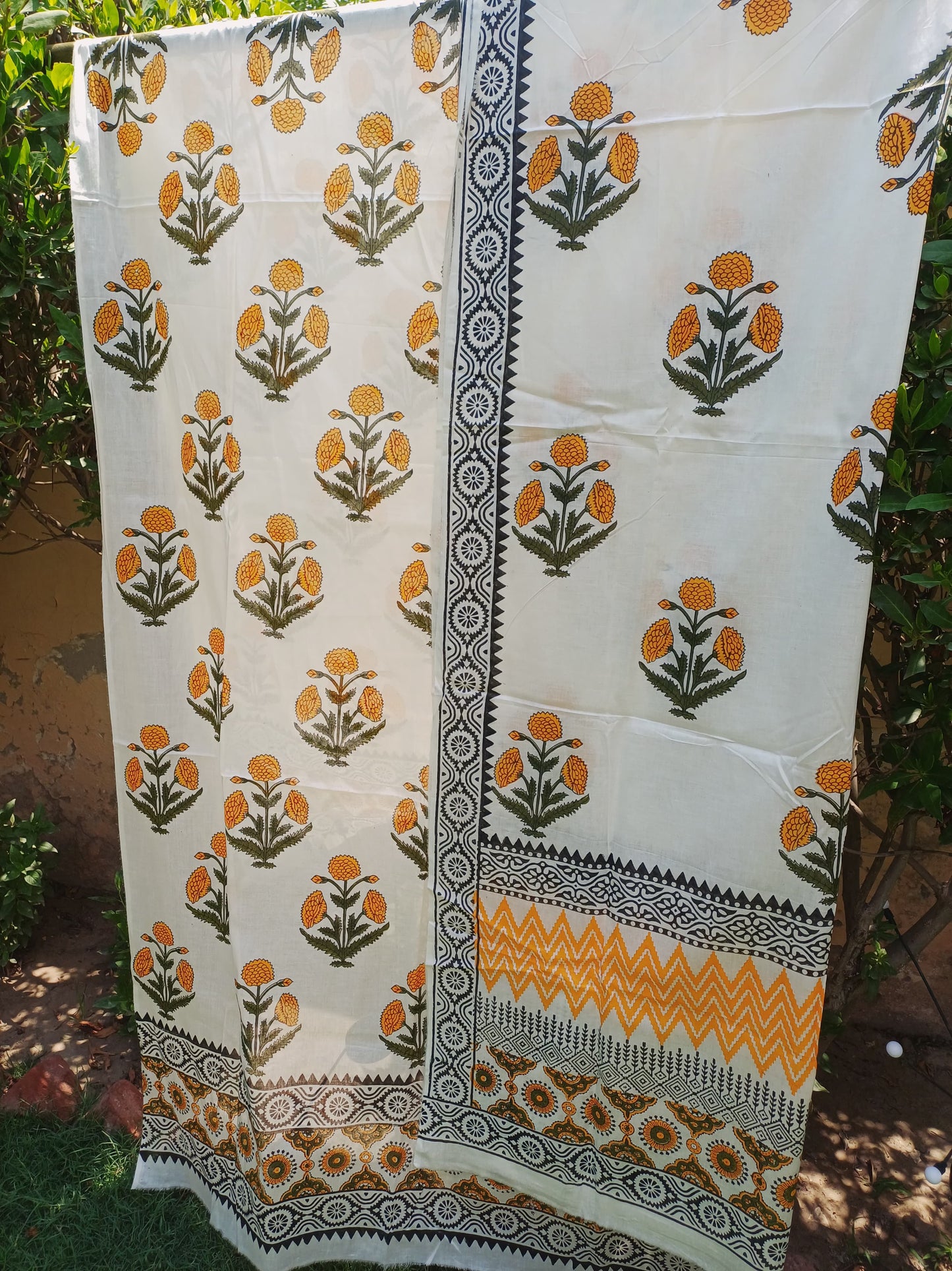 Premium Lawn 2 pc block print suit (unstitched) 0681