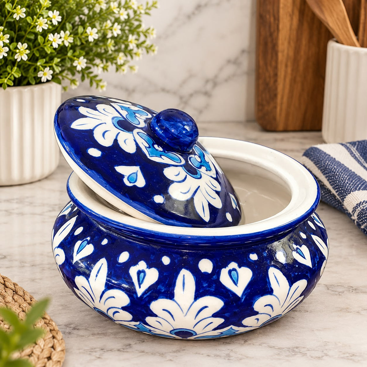 Blue Pottery Medium Handi 0958