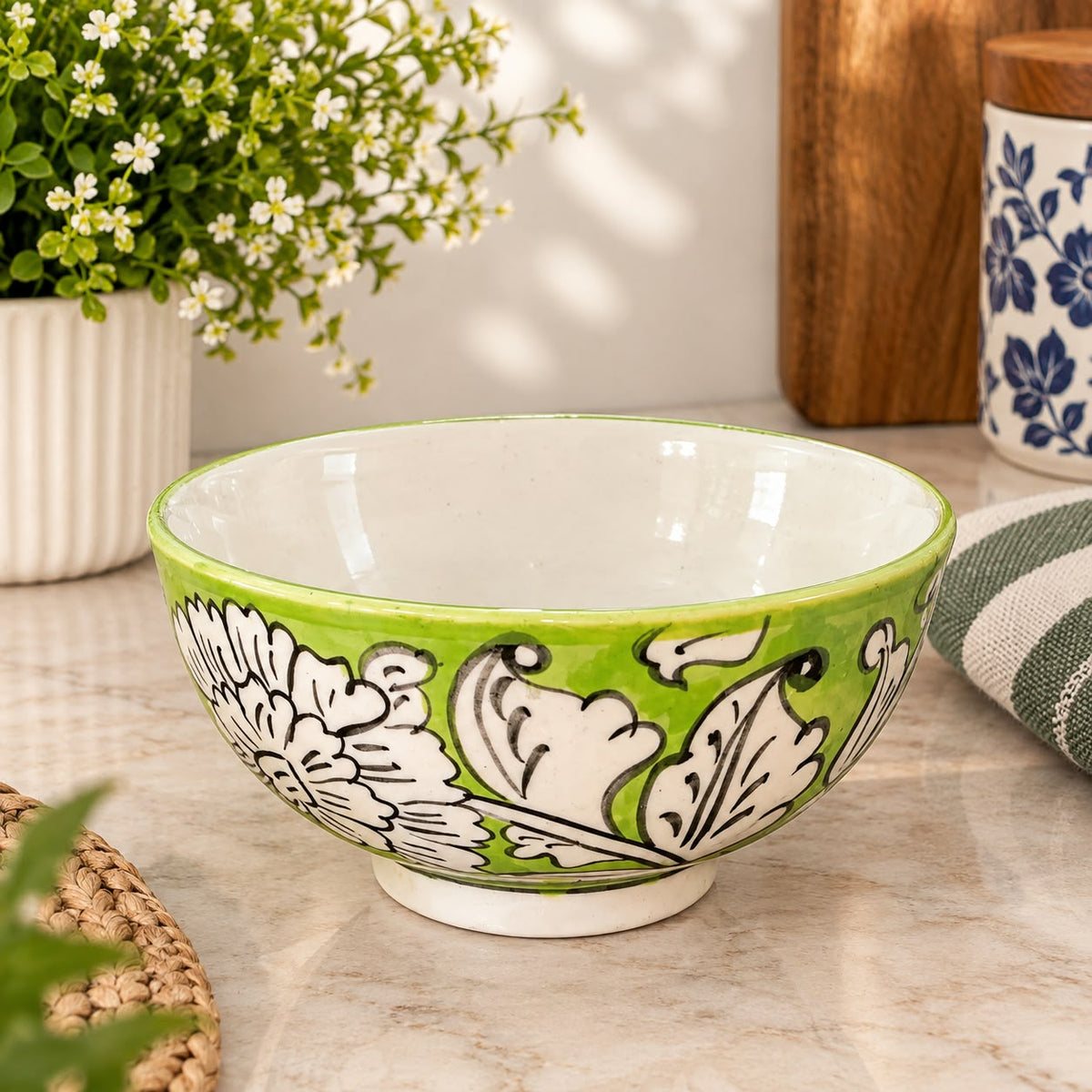 Blue Pottery Bowl (0446)