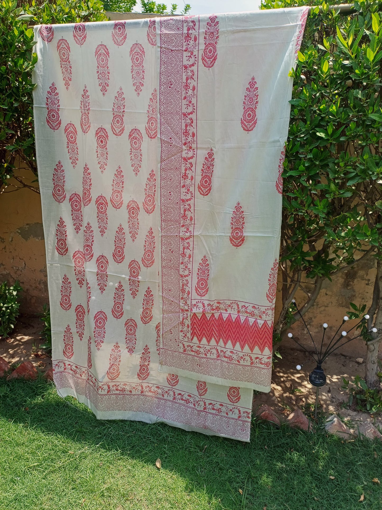 Premium Lawn 2 pc block print suit (unstitched) 0684