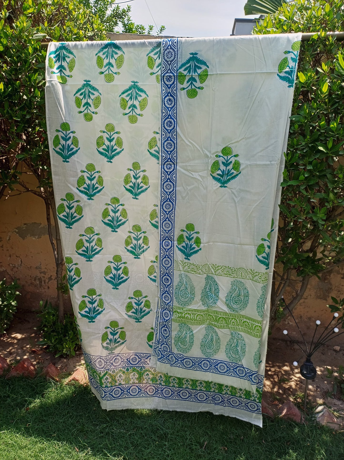 2 pc green embraided suit 0688