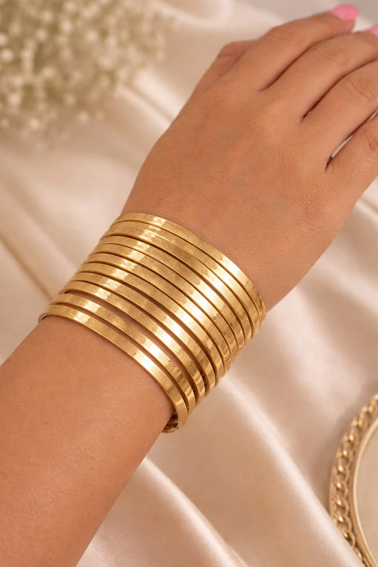 Golden Harmony Bangles Set 001