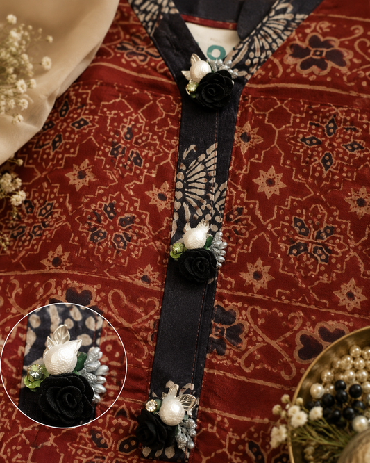 Elegant Butterfly-Print Ajrak Kurta 0834