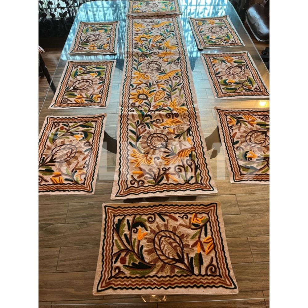 Table Runner Set