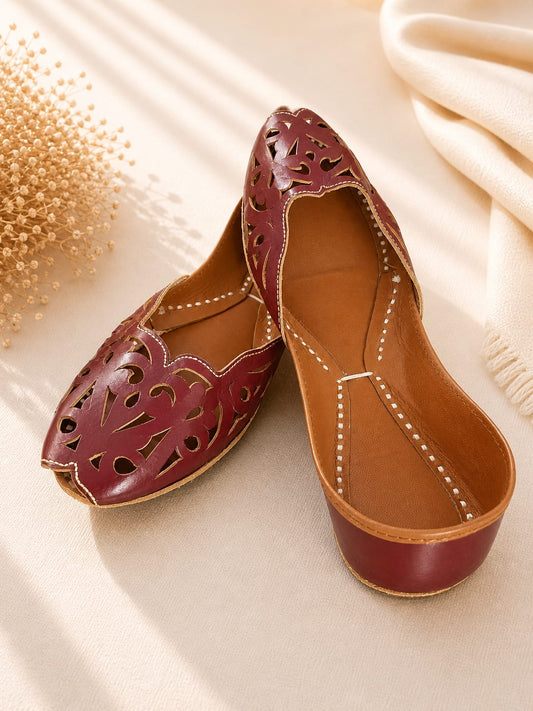 Cut work leather 00028