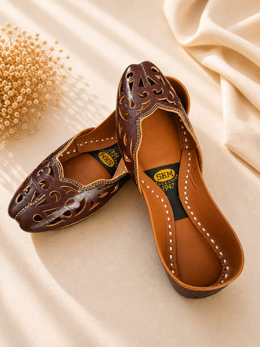 Cutwork Khussa 00041